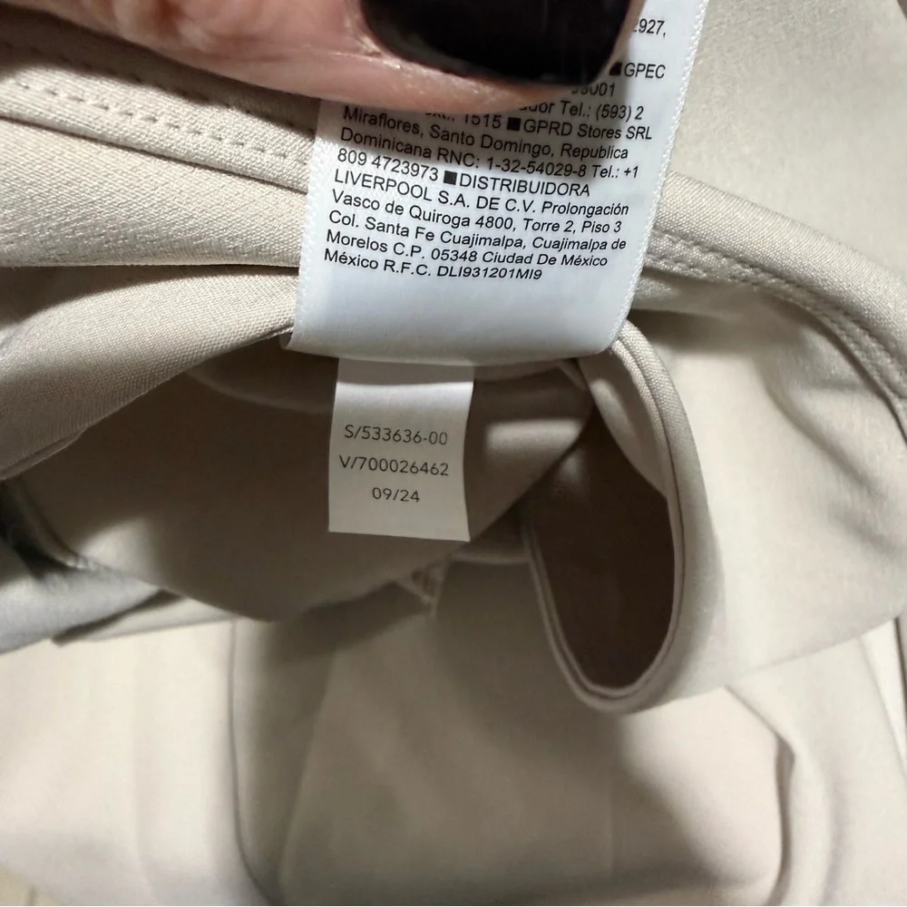 Athleta Endless High Rise Pant Tan Size 18 Travel Commuting Stretch Style 533636 - Picture 9 of 9